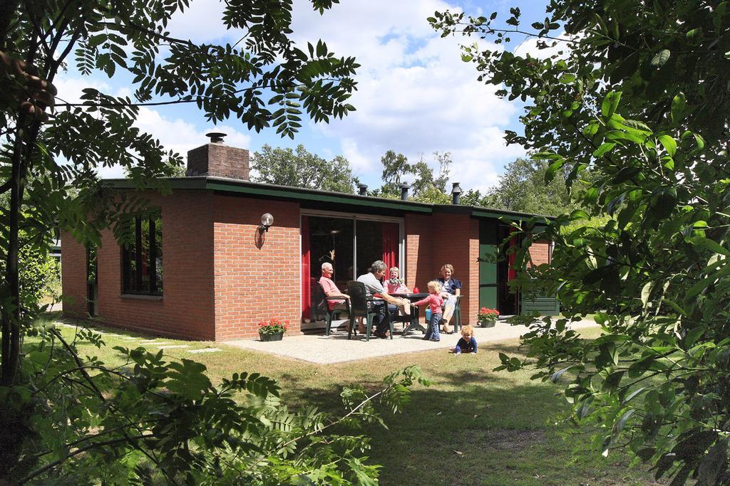 De Lindenberg Holten Exterior photo